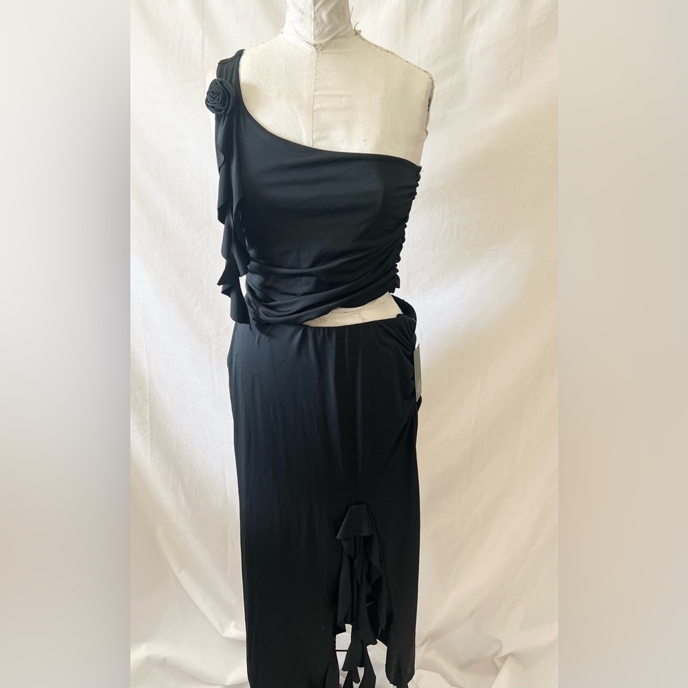 Wild Fable black one shoulder tank top with matching‎ ruffle midi skirt